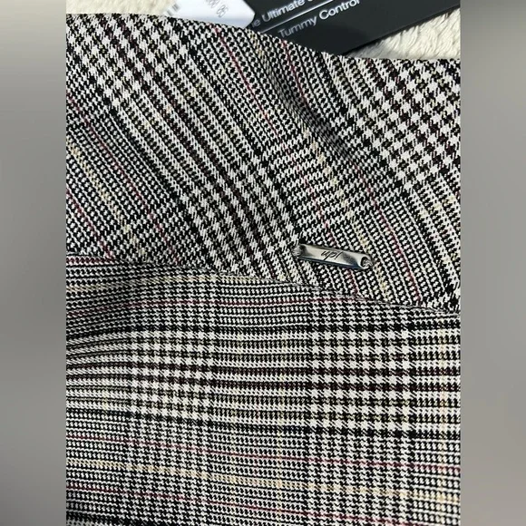 NWT Up dress skinny tummy control pants - Picture 4 of 8